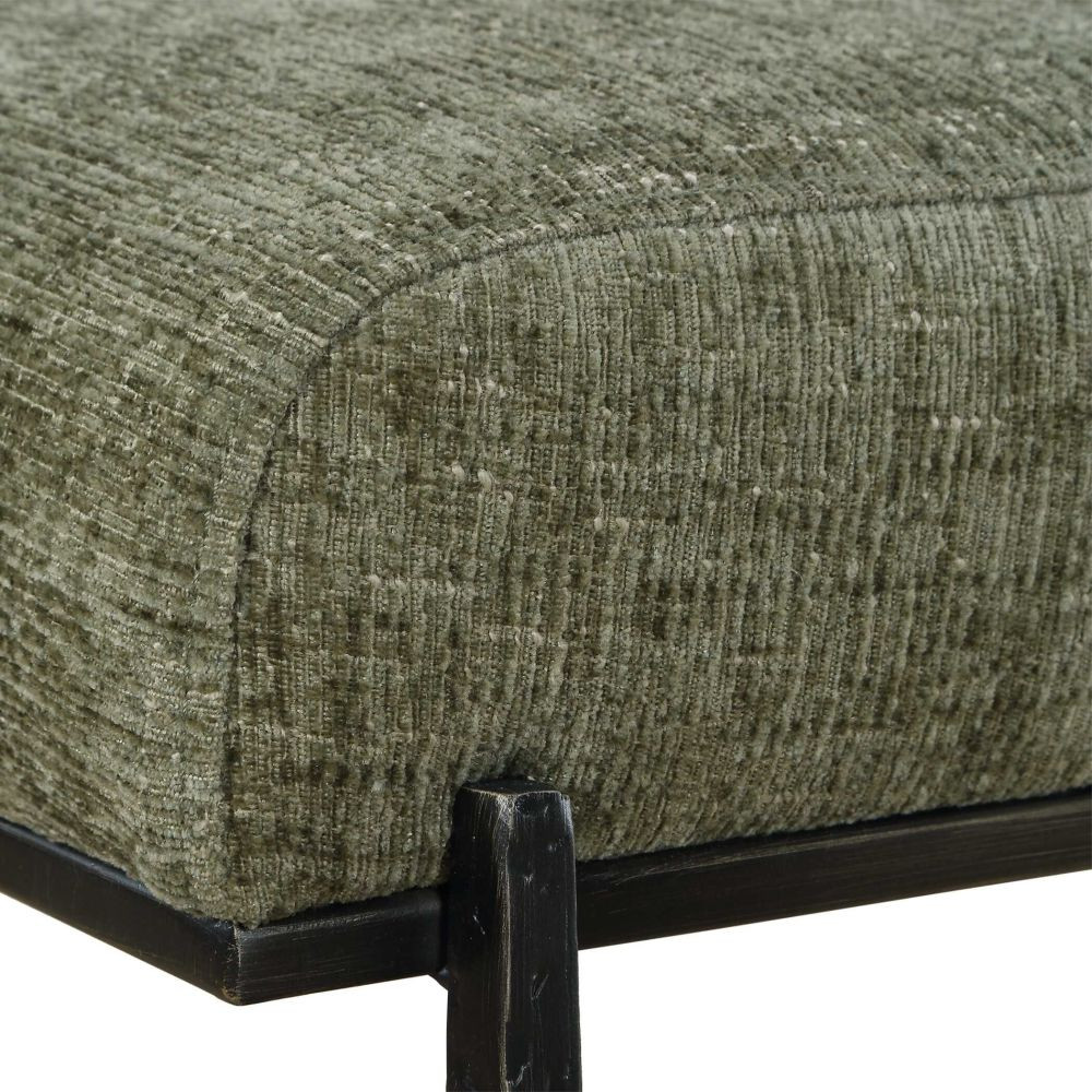 {"pim_id":"208_furn_8492_53120_a4_v1_1k","sku":"208_53101_P","media_type":"media"}