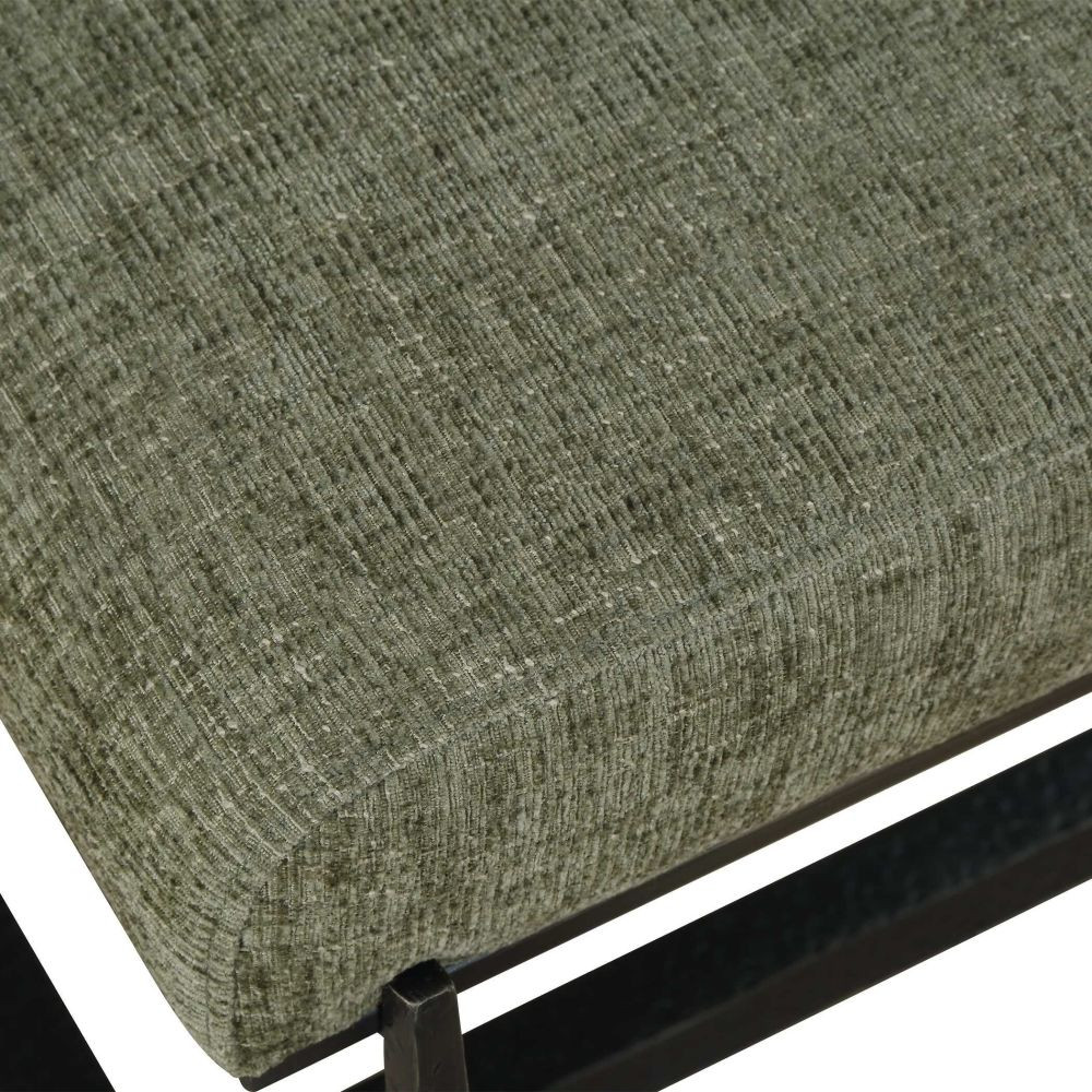 {"pim_id":"208_furn_8492_53120_a5_v1_1k","sku":"208_53101_P","media_type":"media"}