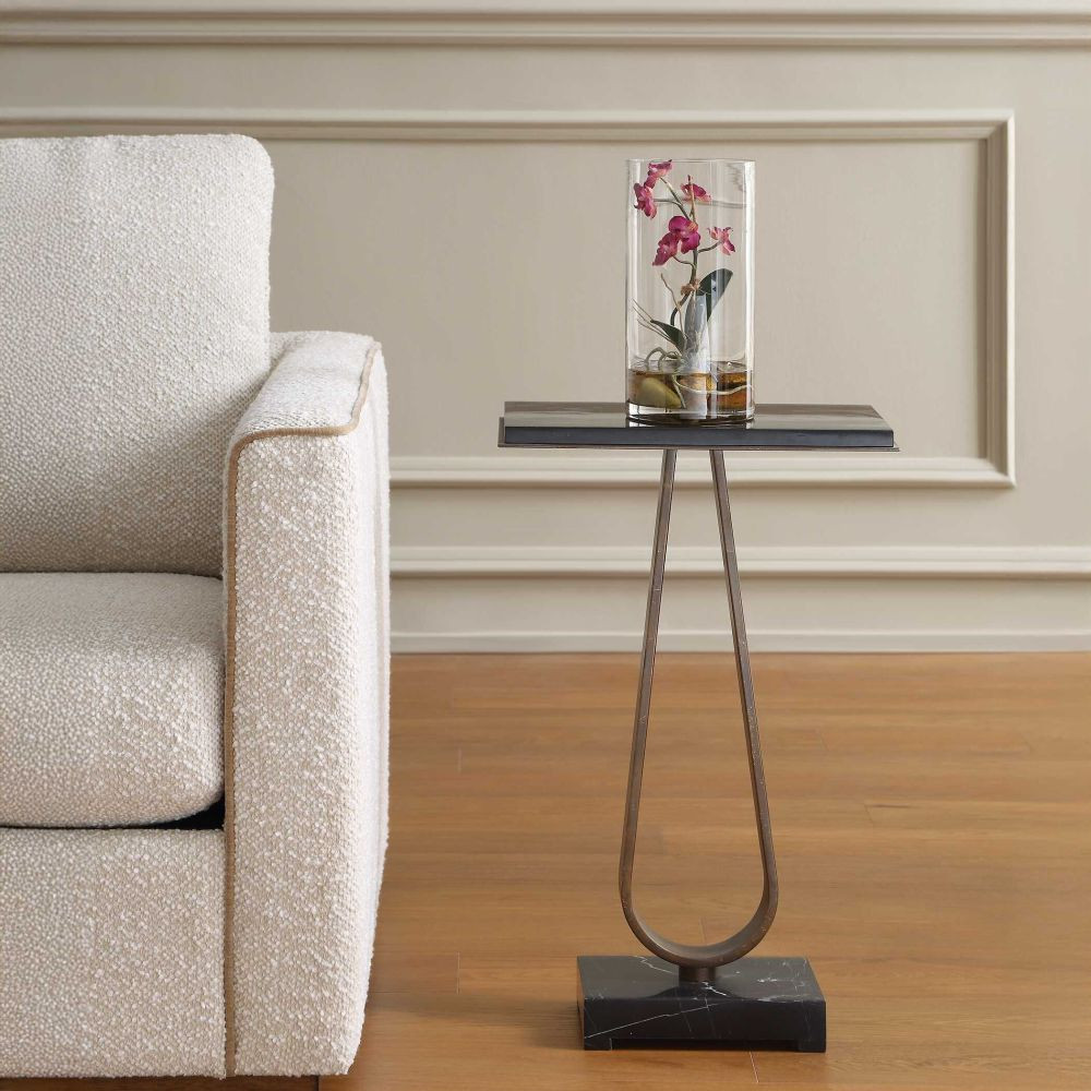 {"pim_id":"208_furn_8101_51128_b_v1_1k","sku":"208_51128","media_type":"media"}