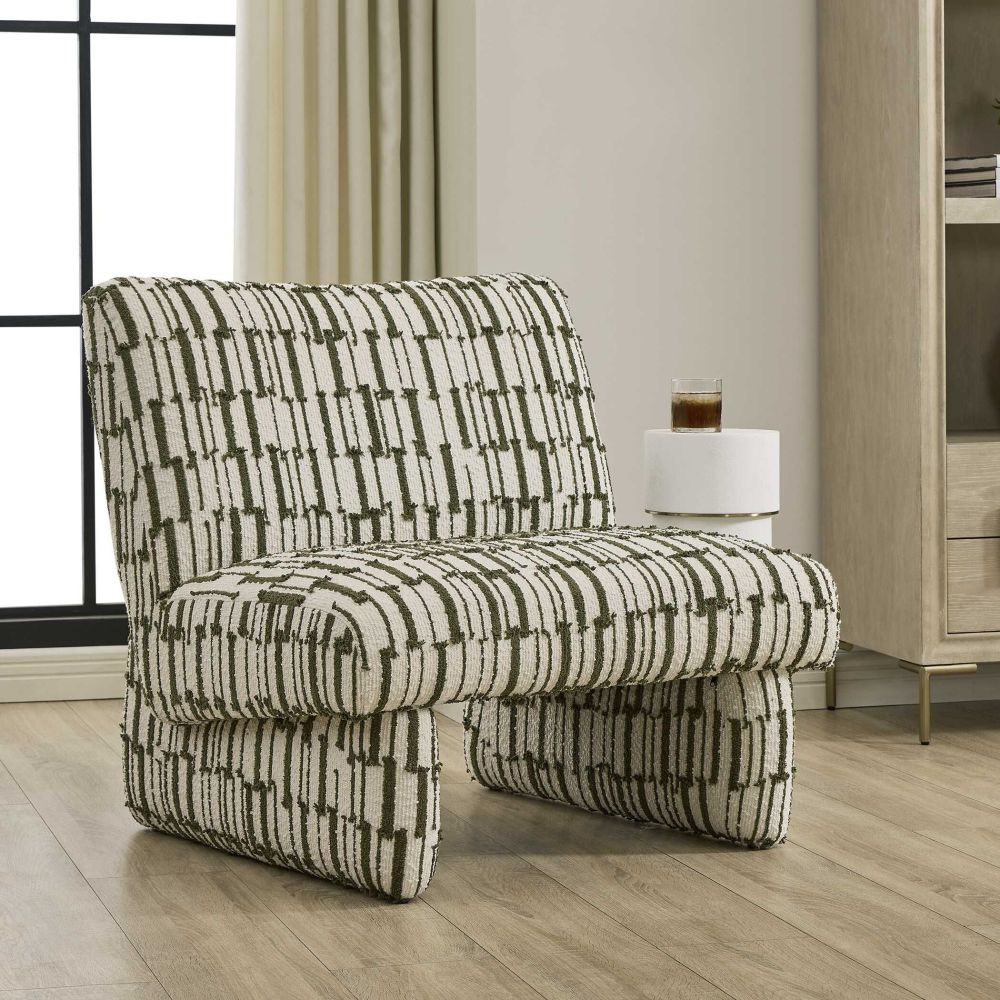 {"pim_id":"208_furn_8041_53085_a0_v1_1k","sku":"208_53085","media_type":"media"}