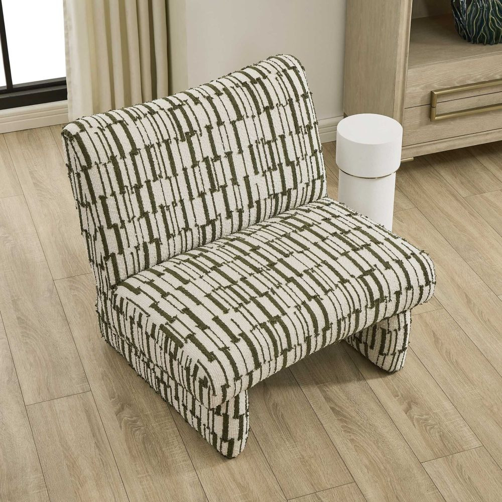 {"pim_id":"208_furn_8041_53085_a1_v1_1k","sku":"208_53085","media_type":"media"}