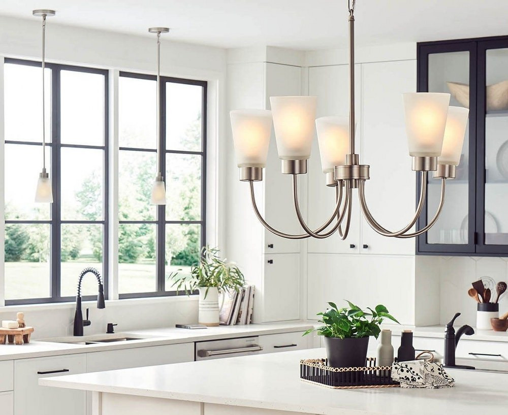 {"pim_id":"147_kitchen_erma_52443ni_overall_day_detail_1a_1k","sku":"147_52443","media_type":"media"}