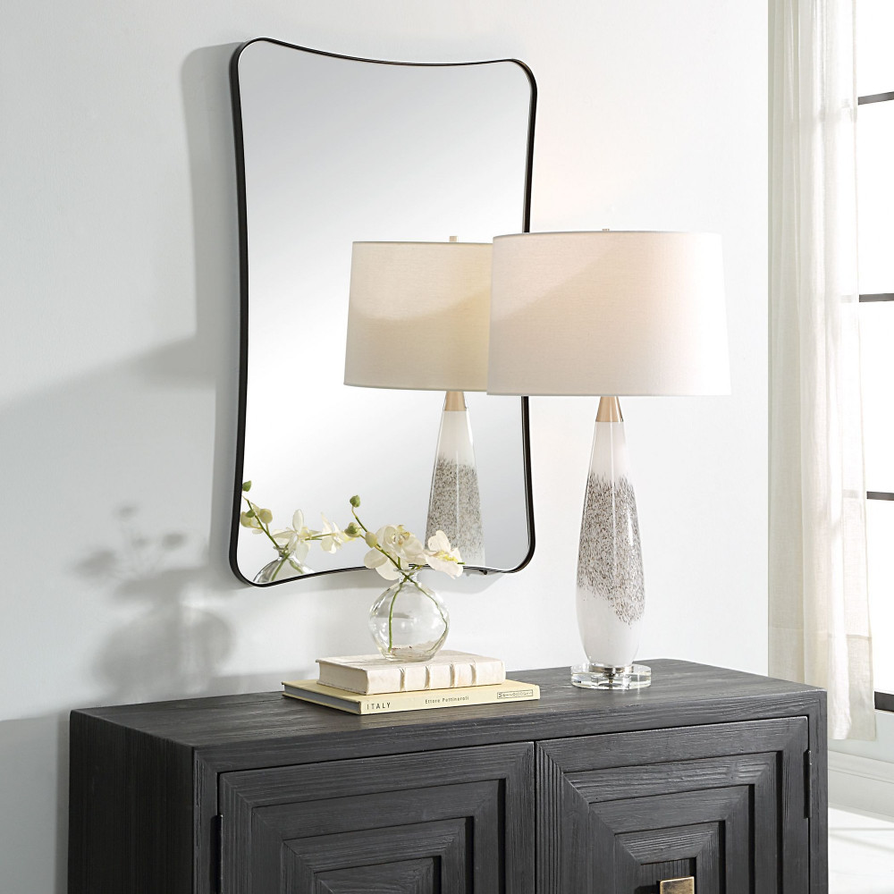 {"pim_id":"208_09965_beauty_new_2k","sku":"208_09965","media_type":"media"}