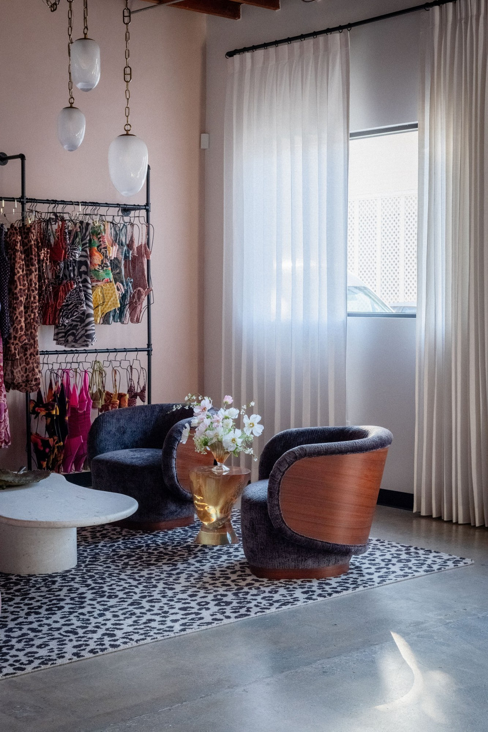 {"pim_id":"72_daith_464_61_vb_design_claire_thomas_interior_clairethomas_skatie_skatie8_new_2k","sku":"72_464-61-VB","media_type":"media"}