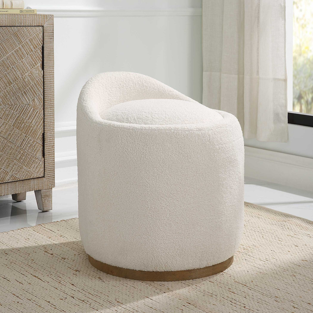 {"pim_id":"208_furn_4522_23186_b_new_2k","sku":"208_23186","media_type":"media"}