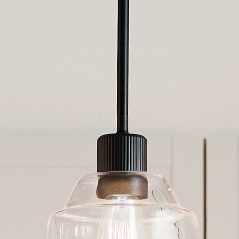 {"pim_id":"147_52405bk_kitchen_eastmont_overall_day_2b_pdpprimary_closecrop_stackedtop_1k","sku":"147_52405","media_type":"media"}