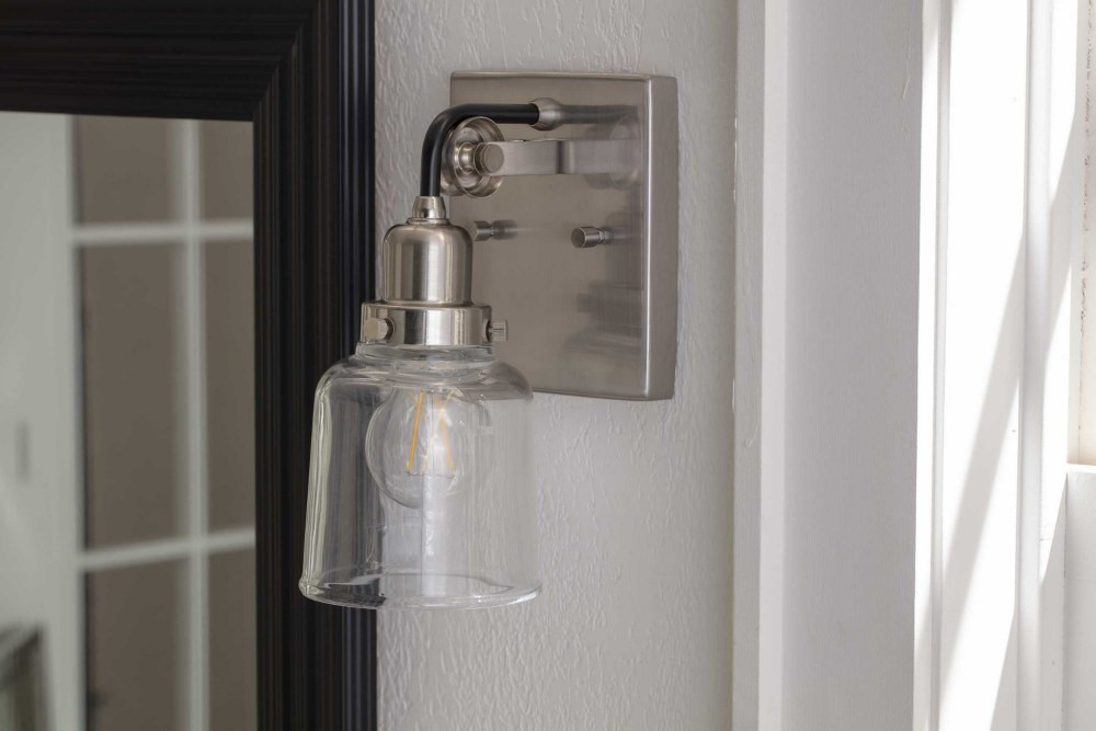 {"pim_id":"70_PROG_Rushton_Sconce_Brushed_Nickel_Dtl1299_appshot_1k","sku":"70_P300226","media_type":"media"}