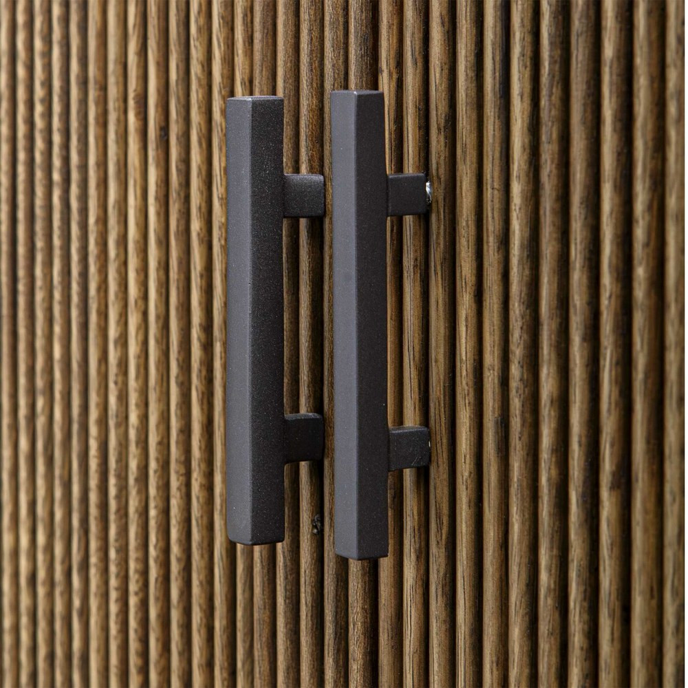 {"pim_id":"208_furn_7615_50256_a4_new_1k","sku":"208_50256","media_type":"media"}
