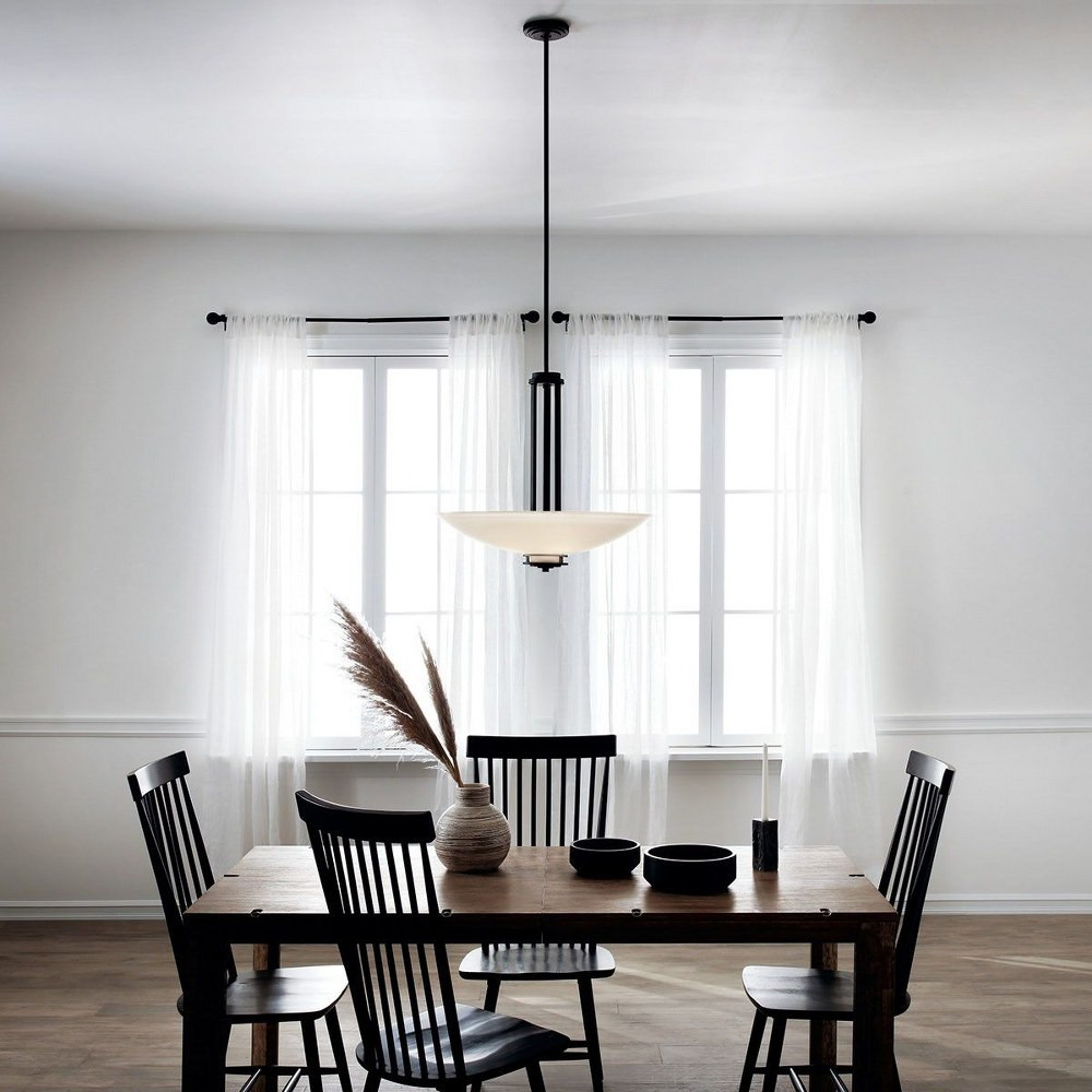 {"pim_id":"147_dining_room_hendrik_3275oz_overall_day_1b_1k","sku":"147_3275","media_type":"media"}