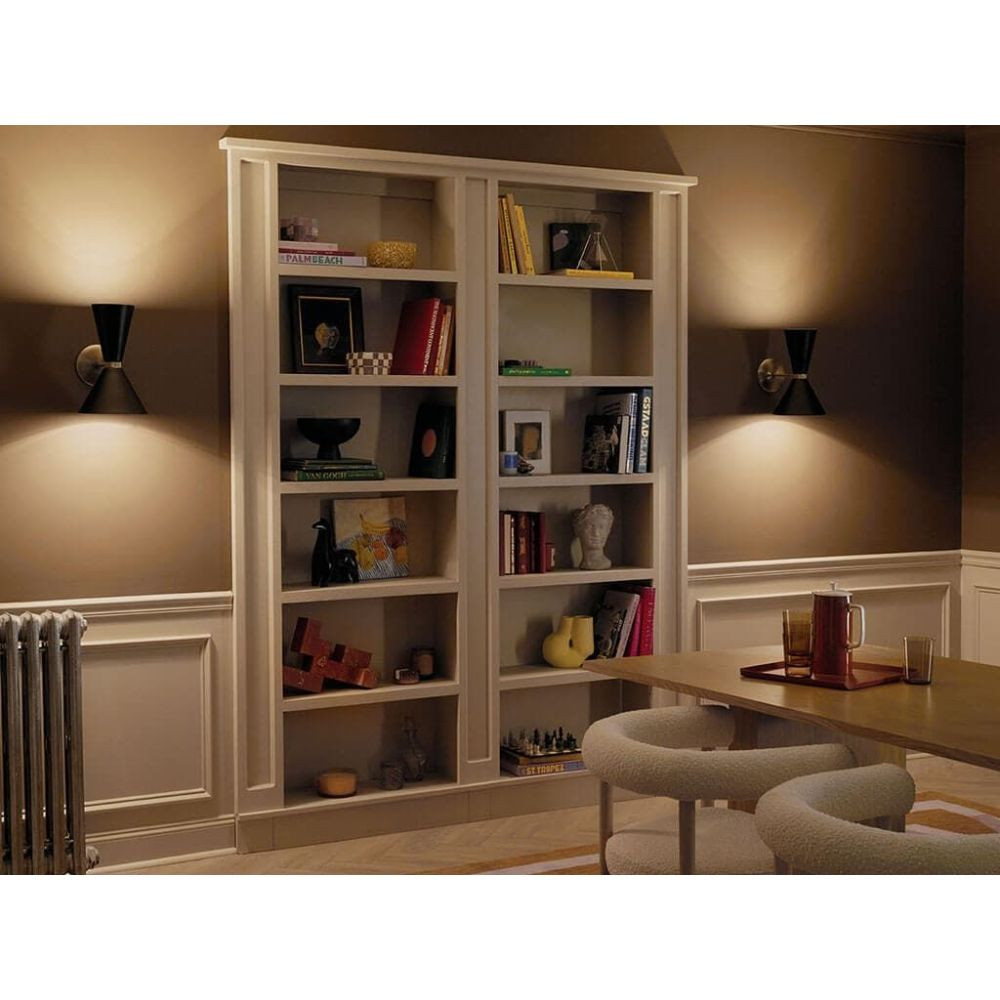 {"pim_id":"147_52570cpzbk_diningroom_phix_overall_night_1a_v1_1k","sku":"147_52570","media_type":"media"}