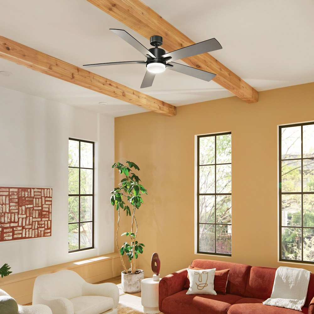 {"pim_id":"147_LivingRoom_Lucian_330060SBK_Silver_Overall_Day_1B_1k","sku":"147_330060","media_type":"media"}