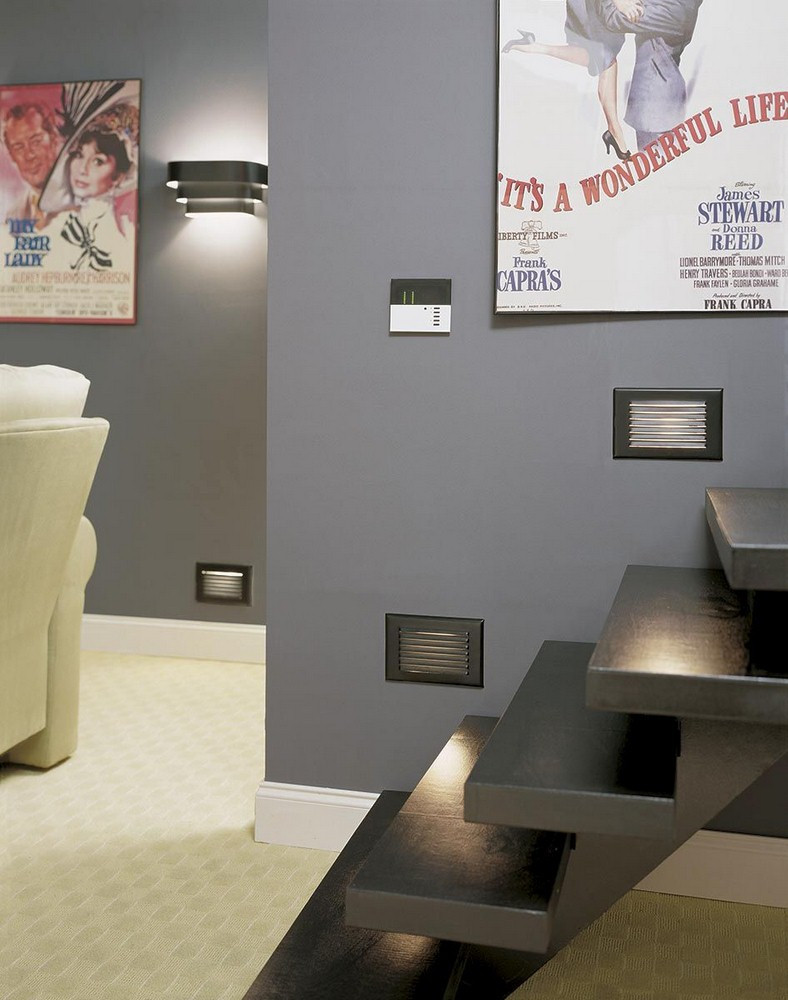 {"pim_id":"70_HOMETHEATER_steplight_1k","sku":"70_P7103-30","media_type":"media"}