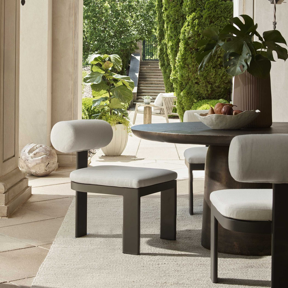 {"pim_id":"208_furn_7575_53029_b_new_2k","sku":"208_53029","media_type":"media"}