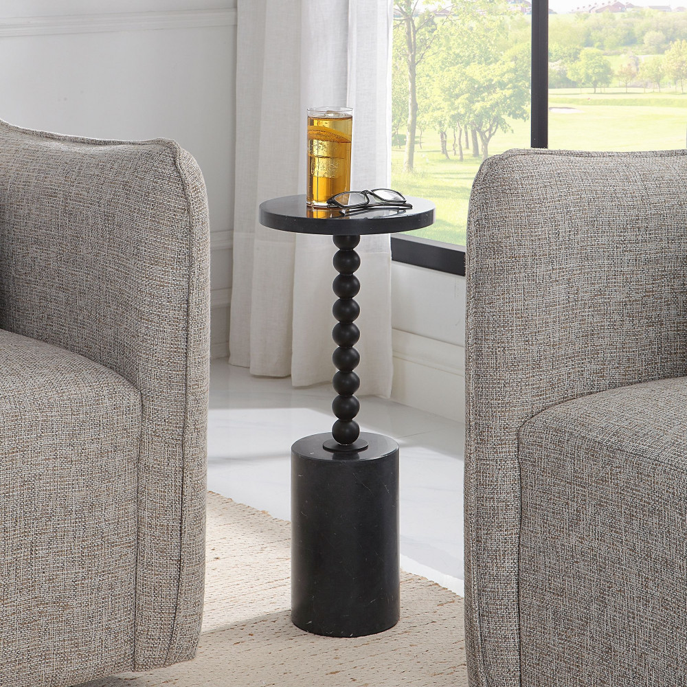 {"pim_id":"208_furn_3995_25238_b_new_2k","sku":"208_25238","media_type":"media"}