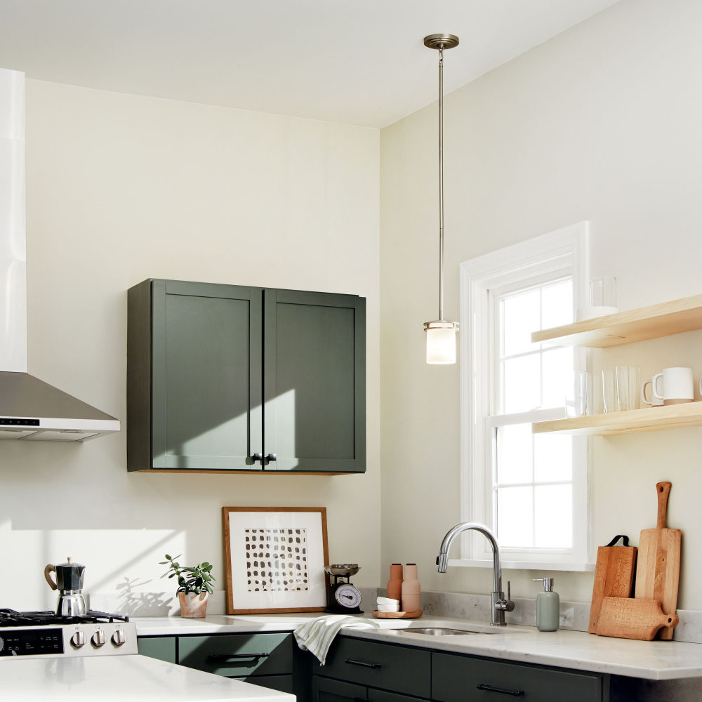 {"pim_id":"147_kitchen_hendrik_3475ni_overall_day_1b_v1_1k","sku":"147_3475","media_type":"media"}