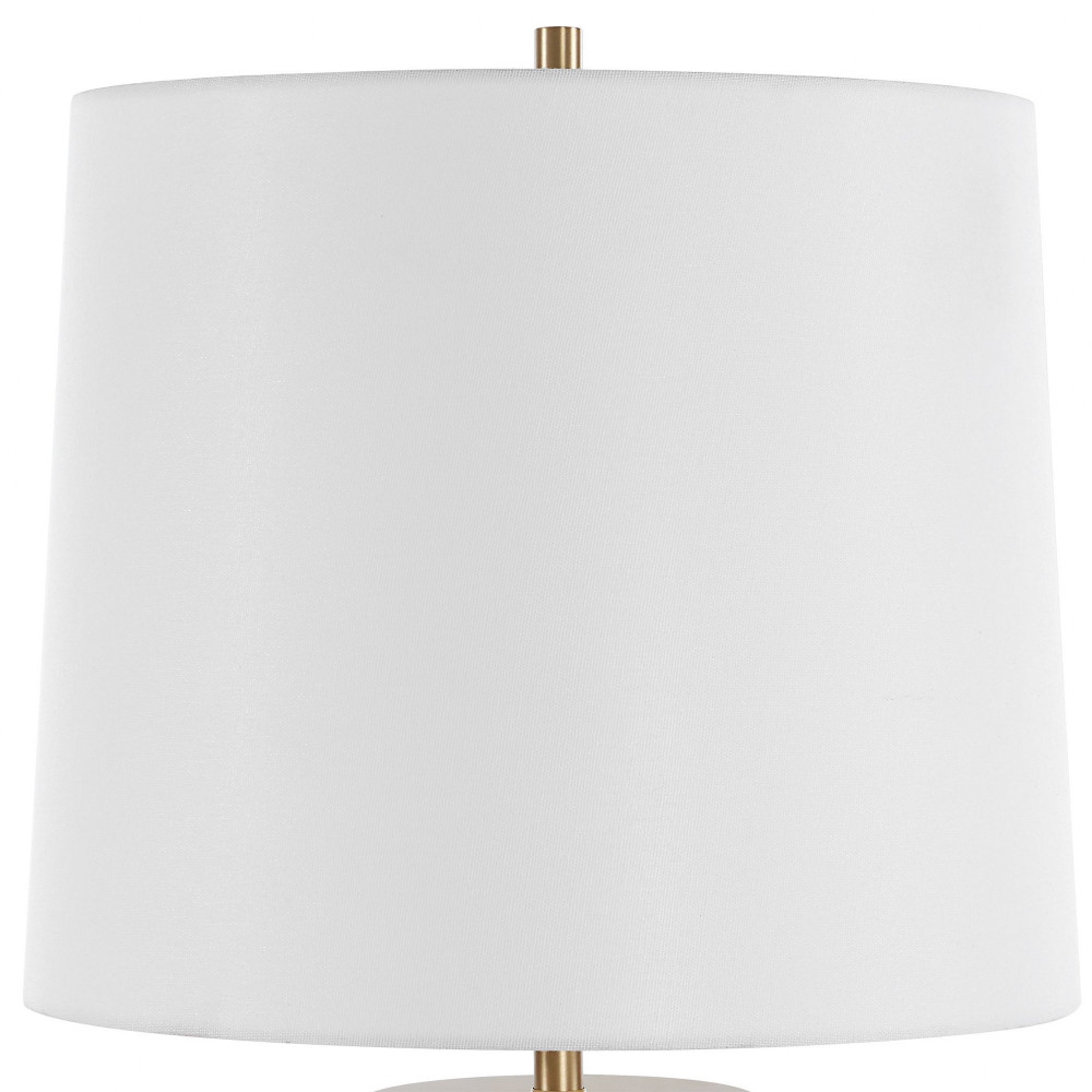 {"pim_id":"208_30519_1_a4_shade_light_off_new_2k","sku":"208_30519-1","media_type":"media"}