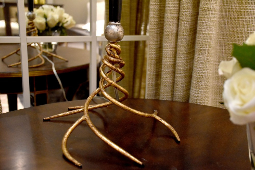 {"pim_id":"2529_Lucas_And_McKearn_media_TA1027lifestyleDetail_1k","sku":"2529_TA1027","media_type":"media"}