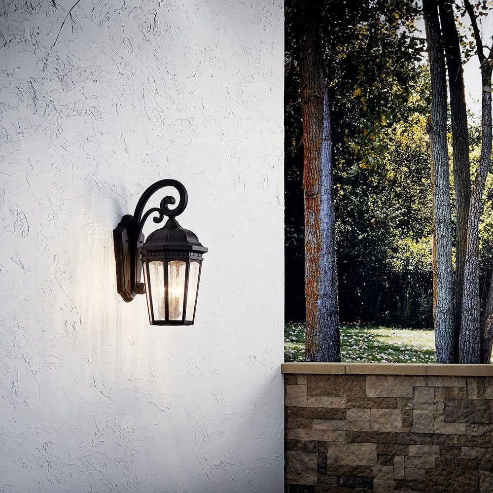 {"pim_id":"147_exterior_courtyard_9034bkt_overall_day_1b_1k","sku":"147_9034","media_type":"media"}