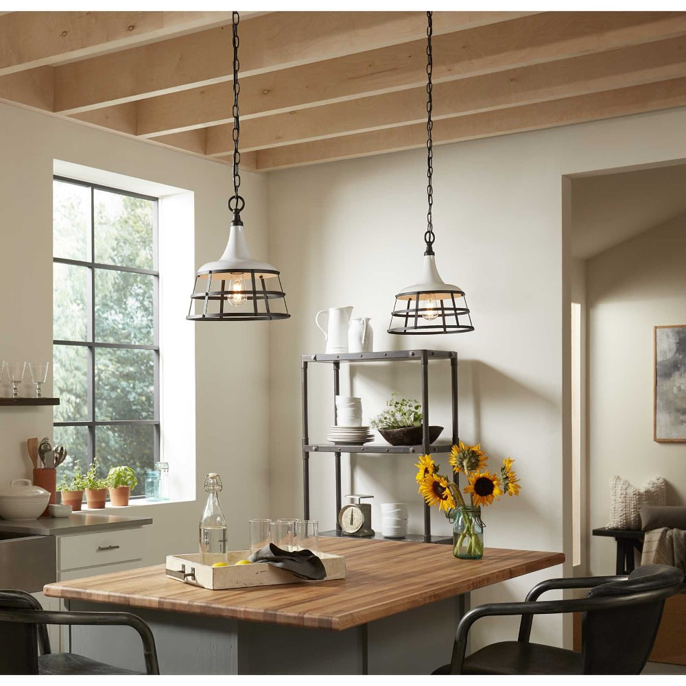 {"pim_id":"70_PROG_Bastille_Kitchen_edit_appshot_1k","sku":"70_P500236","media_type":"media"}