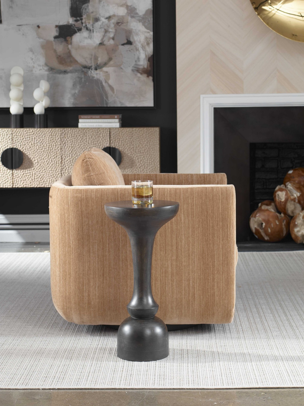 {"pim_id":"208_furn_5345_50067_b_new_2k","sku":"208_50067","media_type":"media"}