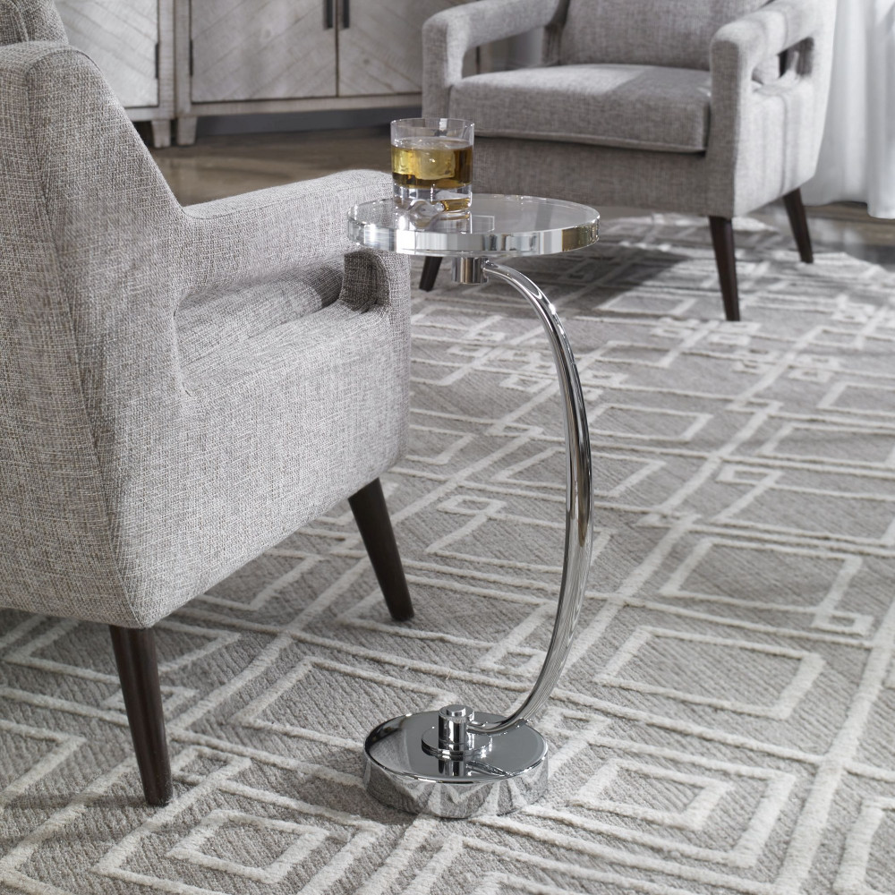 {"pim_id":"208_furn_3670_25144_b_new_2k","sku":"208_25144","media_type":"media"}