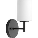 {"pim_id":"70_P2131_31_1k","sku":"70_P2131","media_type":"media"}