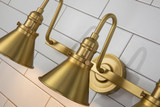 {"pim_id":"2529_BB90684AGB_3_02_1k","sku":"2529_BB906","media_type":"media"}