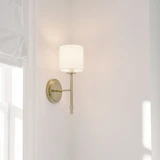 {"pim_id":"147_Bedroom_Ali_52505BNB_Detail_Day_1B_1k","sku":"147_52505","media_type":"media"}