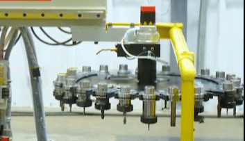 24-pocket tool changer holding router bits