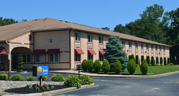 image of days hotel by wyndham
