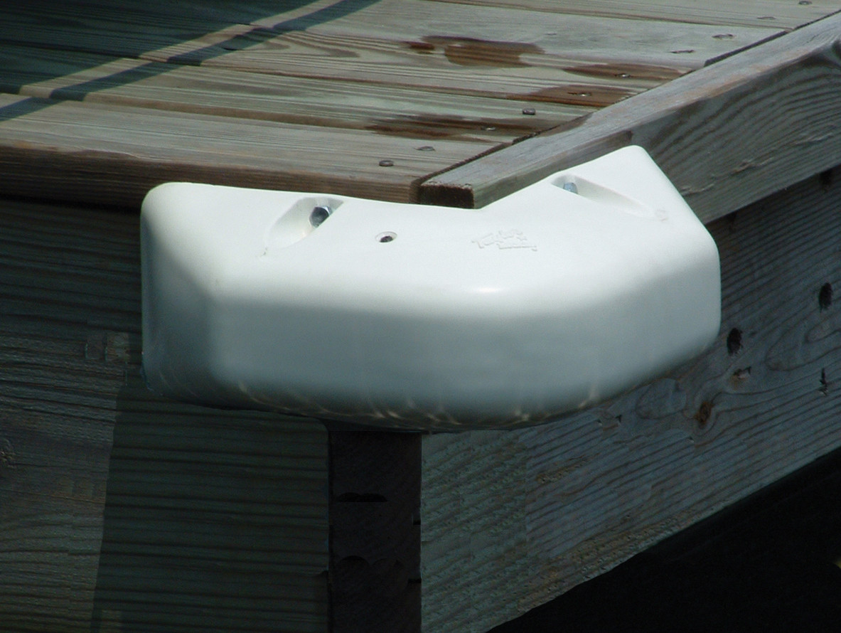 Lippert Components Inc Dock Pro  Dock Bumper-Corner 2020108506