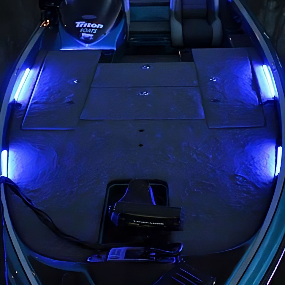 T.H. Marine Front & Rear Deck Led Lghtng Ledbw-98-4-O-Dp