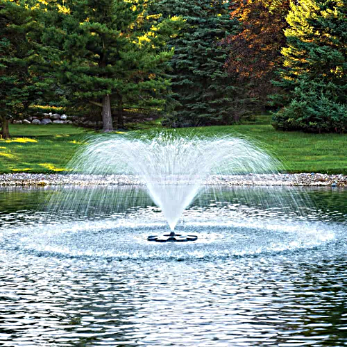 Floating fountain for golf course lake