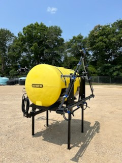 3P300-6R/3WC | 300 gallon 3-point sprayer with handgun, 6-row (21') boom assembly