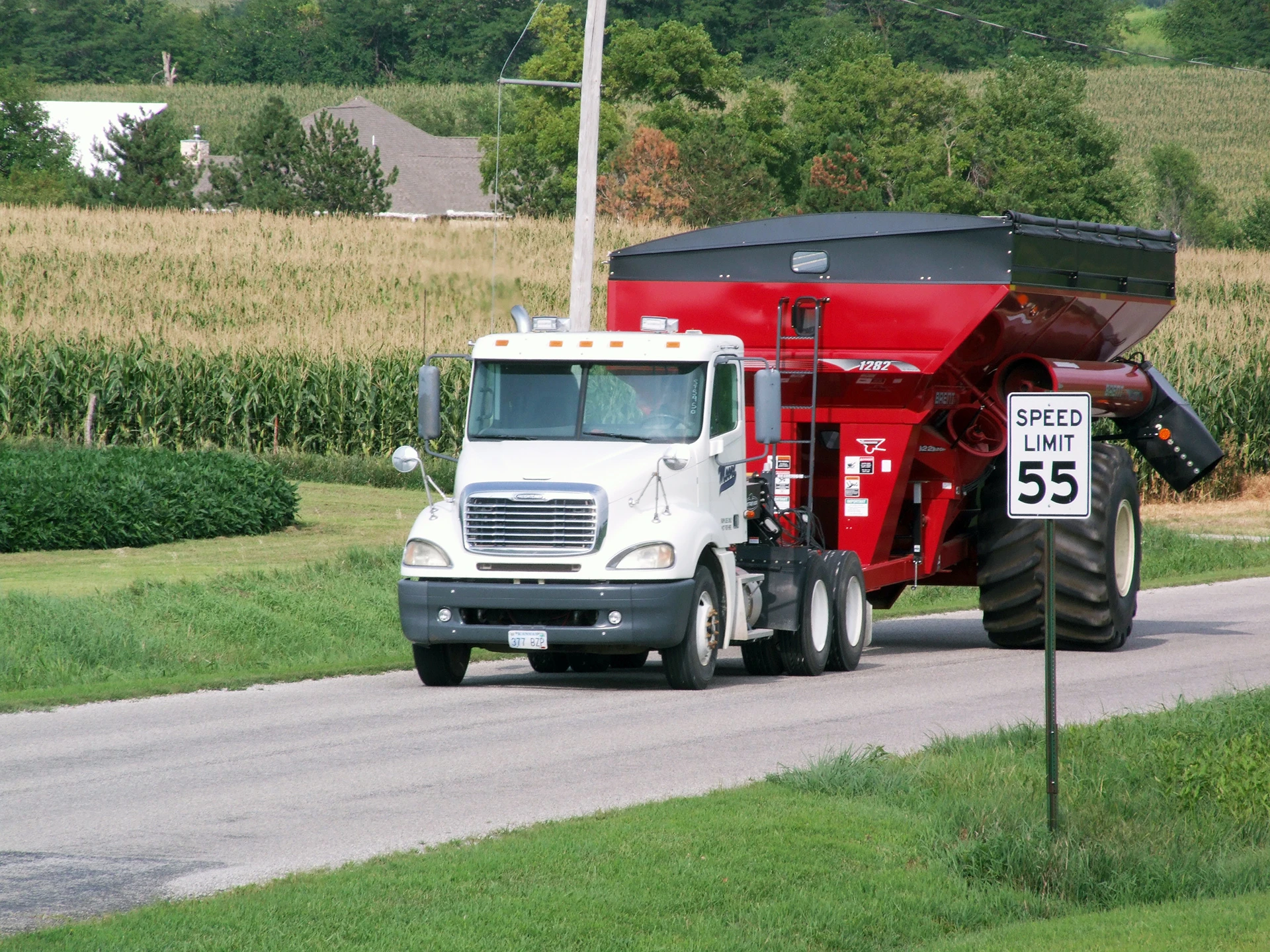 Retriever™ TH Transport Hitch