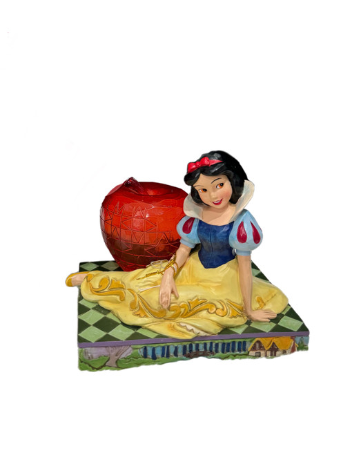 Disney Traditions Snow White with Apple 12.3cm - Christmas Collectible Disney Traditions Snow White with Apple 12.3cm - Christmas Collectible