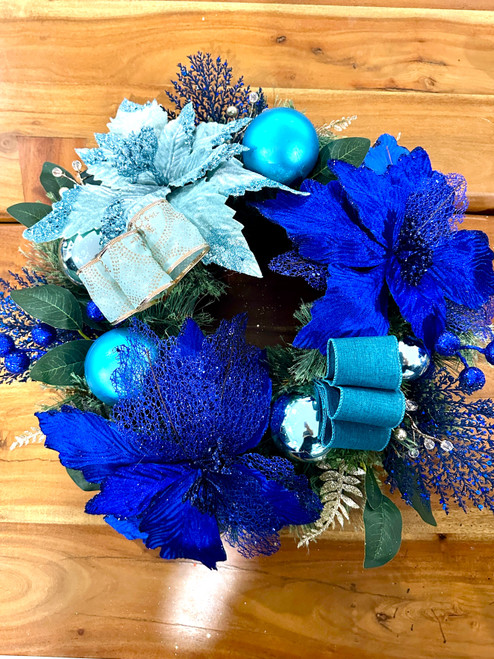 45cm Custom Electric Blue & Aqua Light Up Wreath - Festive Christmas Decor 45cm Custom Electric Blue & Aqua Light Up Wreath - Festive Christmas Decor
