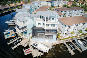 Marlin Funky Fish House in Rental Cape Coral Cape Harbour Resort