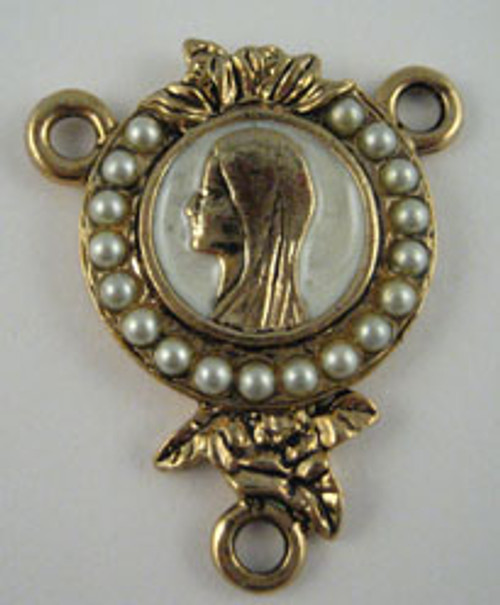 No. 5847P Gold Pewter Center with Pearl inserts 1 1/4"