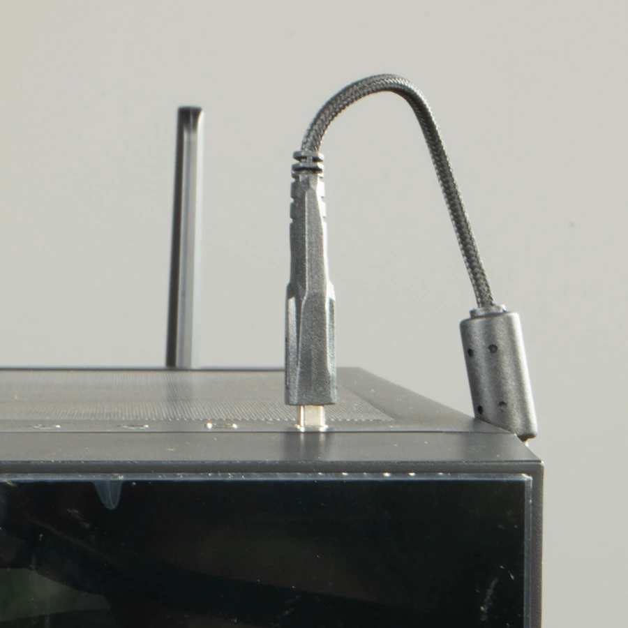 Periphio Terra Front USB 3.2 Port