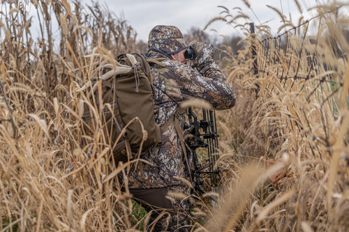 Why hunting clothes stay warm!