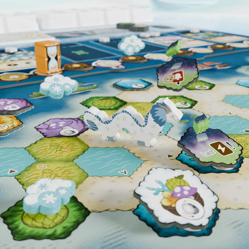 Buy Wondrous Creatures: Winterfall Expansion from Boardgamist – Discover new creatures and conquer the changing seasons.