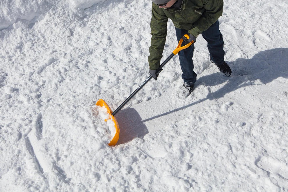 Snow Shovel 19