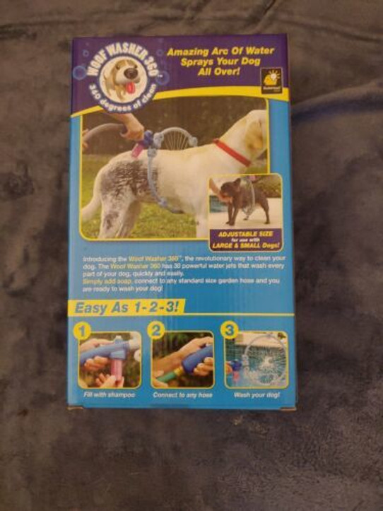 NEW As Seen On TV Woof Washer 360 Dog Washing Station Adjustable Bathing Ring
