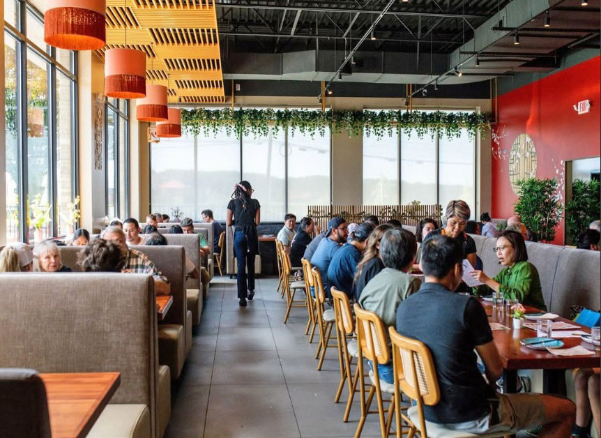 How Commercial Restaurant Furniture Shapes Your Brand Identity