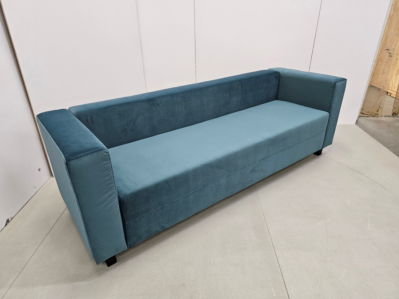 LUGANO Sofa - Premium Upholstery - Made in USA LUGANO Sofa - Premium Upholstery - Made in USA
