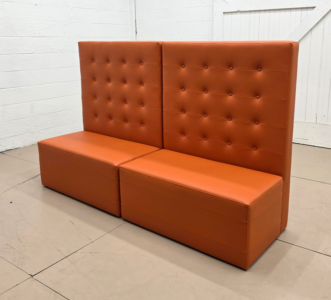 Quick Ship - 9050Z Loveseat