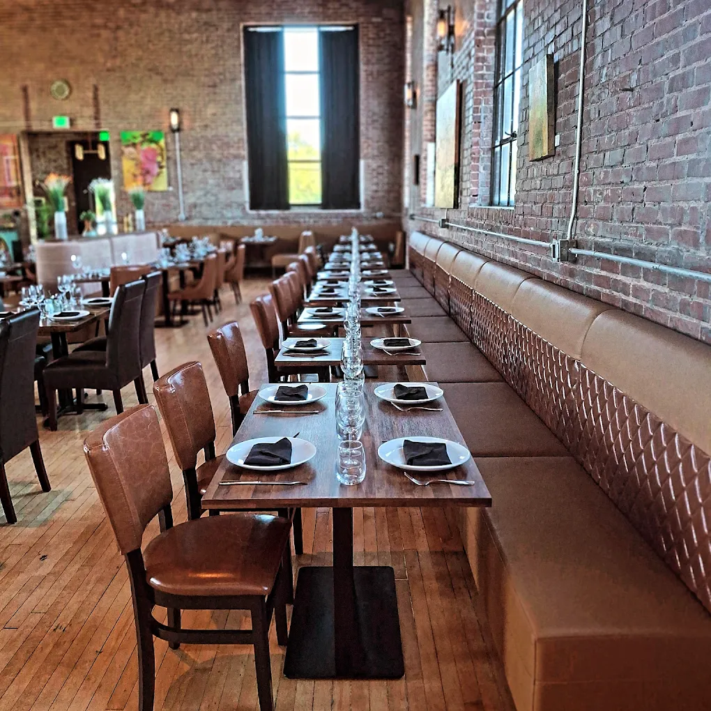 Palermo Restaurant Booth - Premium Diamond Tufted Performance Upholstery - 100% Handcrafted In USA