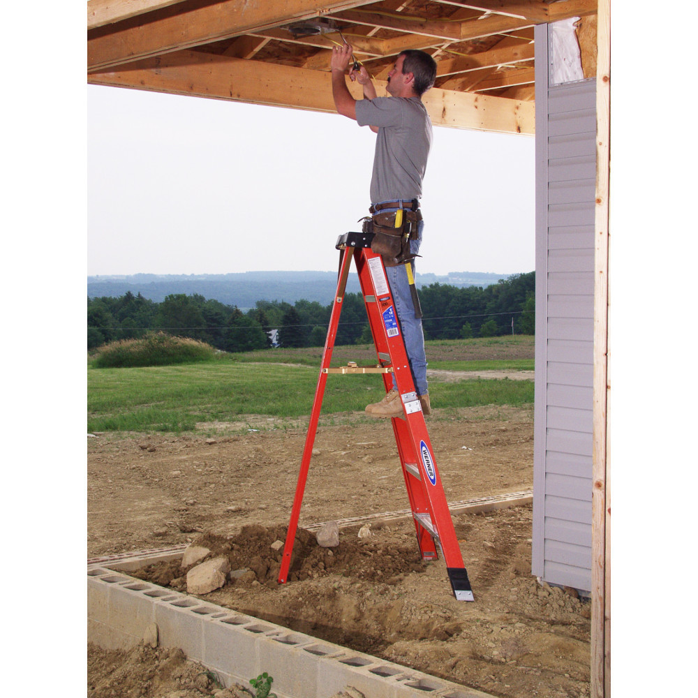 pedestalロンT Werner FTP Series Fiberglass Tripod Stepladder | Type IA / 300 lb