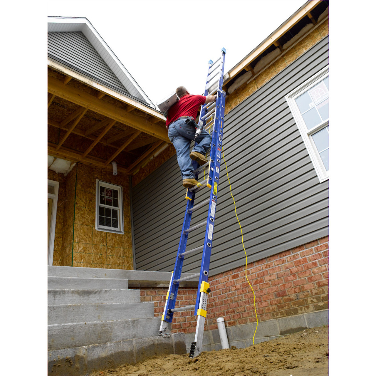 Werner D82002EQ Series Equalizer Fiberglass Extension Ladder 300 lb